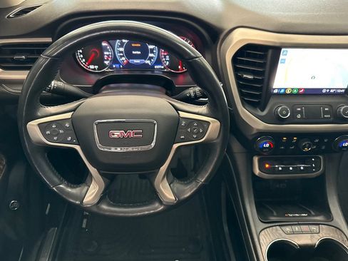 Used 2022 GMC Acadia Denali w/ Black Diamond Edition AWD/4WD image 16