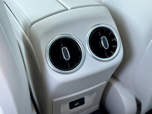 New 2025 Mercedes-Benz CLA 250 image 13