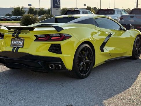 Used 2021 Chevrolet Corvette Stingray Premium Conv w/ Z51 Performance Package RWD image 7