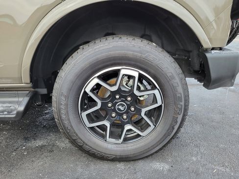 New 2025 Ford Bronco Outer Banks image 5