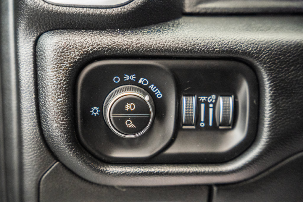 Used 2020 RAM 1500 Laramie AWD/4WD image 50