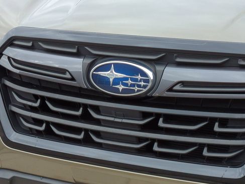 Used 2023 Subaru Forester Limited AWD/4WD image 14