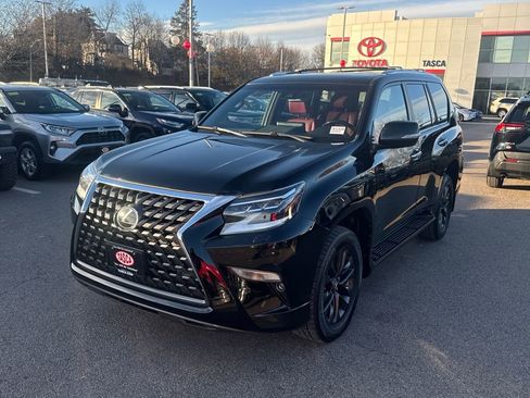 Used 2023 Lexus GX 460 Premium image 3