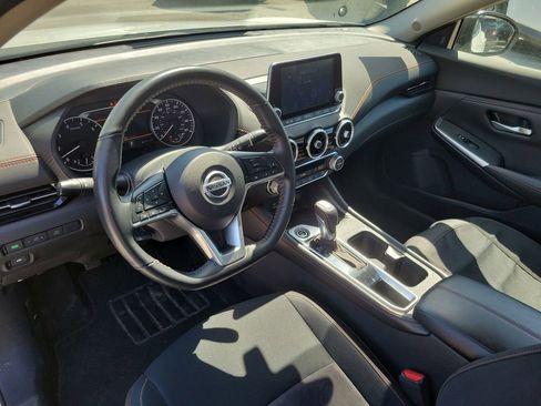 Used 2022 Nissan Sentra SR w/ Trunk Package FWD image 18