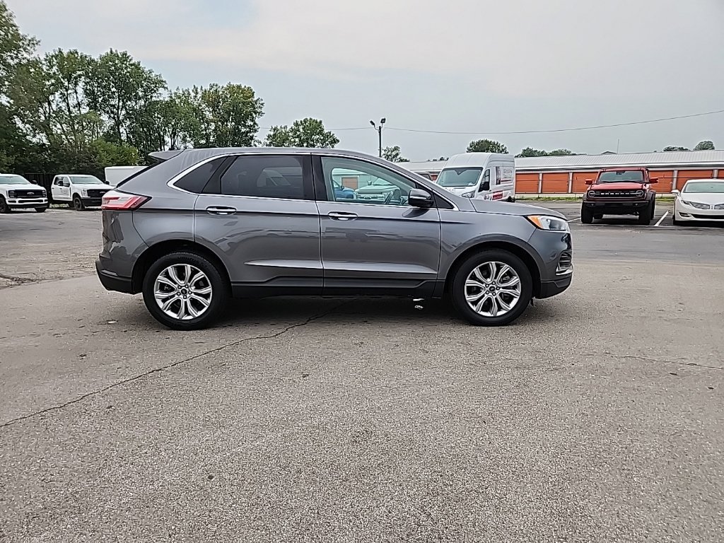 Used 2024 Ford Edge Titanium AWD/4WD image 4