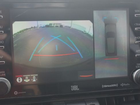 Used 2019 Toyota RAV4 Limited w/ Advanced Technology Package FWD image 8