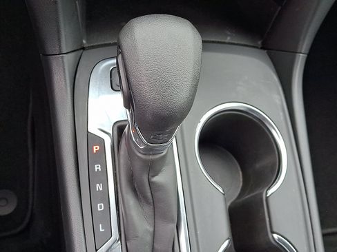 Used 2022 Chevrolet Equinox LS w/ LS Convenience Package image 14