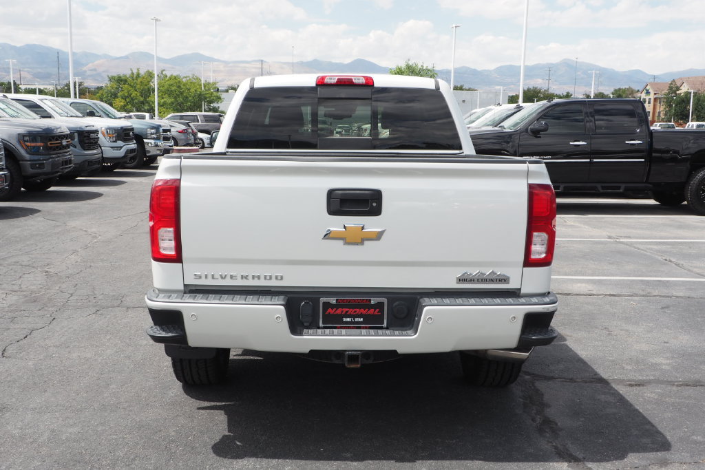 Used 2017 Chevrolet Silverado 1500 High Country AWD/4WD image 6
