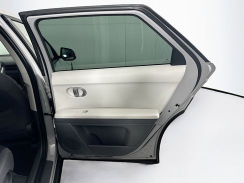 Used 2024 Hyundai Ioniq 5 SEL image 30
