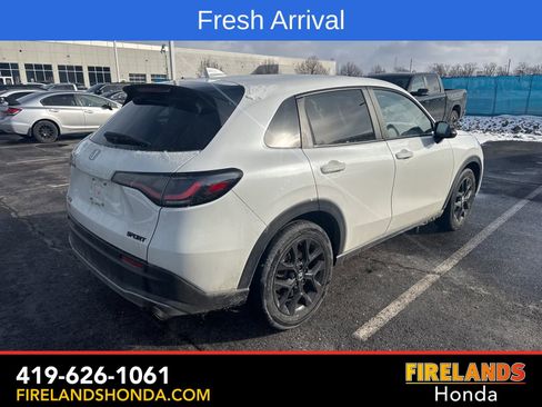 Used 2024 Honda HR-V Sport image 5