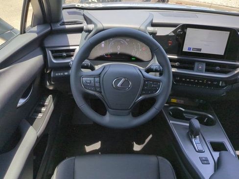 Used 2026 Lexus UX 300h FWD w/ Accessory Package (Z1) image 14