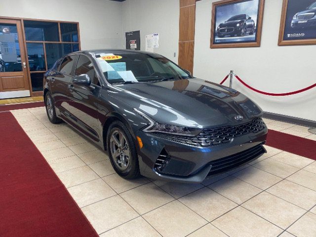 Used 2021 Kia K5 LXS FWD image 1