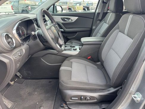 Used 2025 Chevrolet Blazer LT AWD/4WD image 6