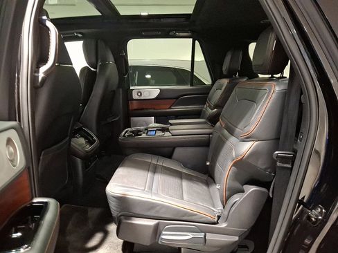 Used 2023 Lincoln Navigator L Black Label image 7
