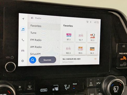 Used 2023 Toyota Highlander LE image 34