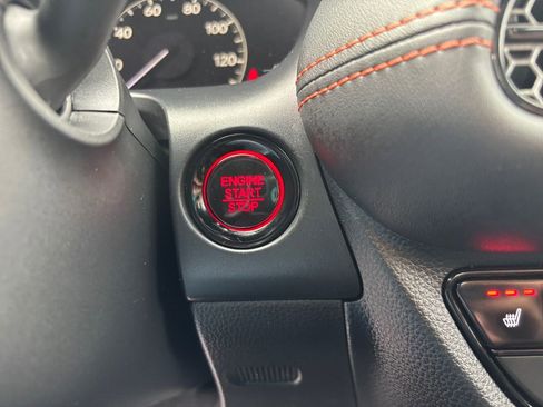 Used 2024 Honda HR-V Sport image 35