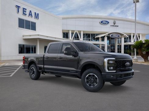 New 2026 Ford F250 XLT w/ XLT Premium Package AWD/4WD image 7