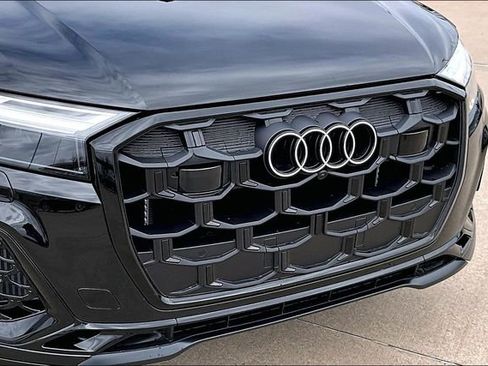 New 2026 Audi SQ7 Premium Plus AWD/4WD image 30
