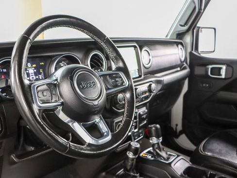 Used 2022 Jeep Wrangler Unlimited Sahara w/ Cold Weather Group image 24