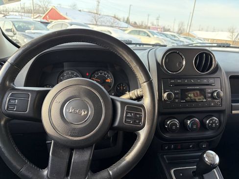 Used 2015 Jeep Patriot High Altitude FWD image 24
