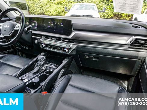 Used 2025 Kia Telluride S FWD image 27