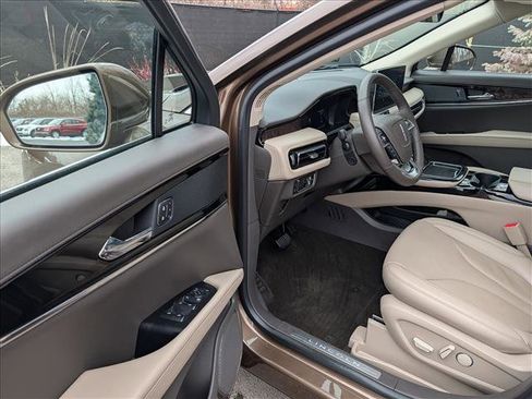 Certified 2022 Lincoln Nautilus Reserve image 28