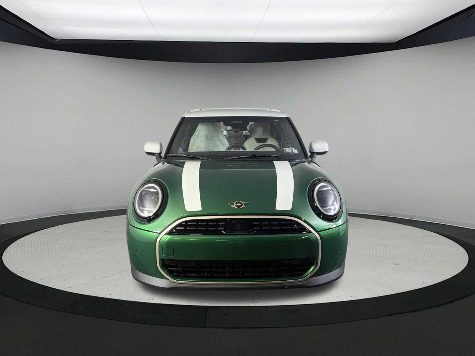 New 2027 MINI Cooper 4-Door Hardtop FWD image 2