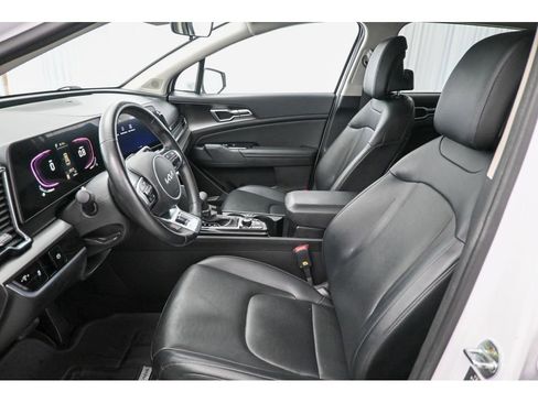 Used 2023 Kia Sportage EX image 35