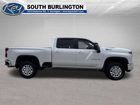 Used 2024 Chevrolet Silverado 2500 LT w/ Convenience Package AWD/4WD image 8