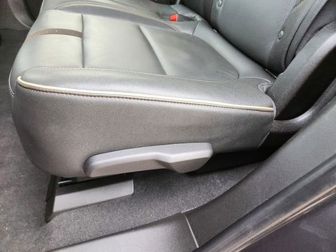 Used 2022 Chevrolet Blazer Premier w/ Enhanced Convenience Package image 34