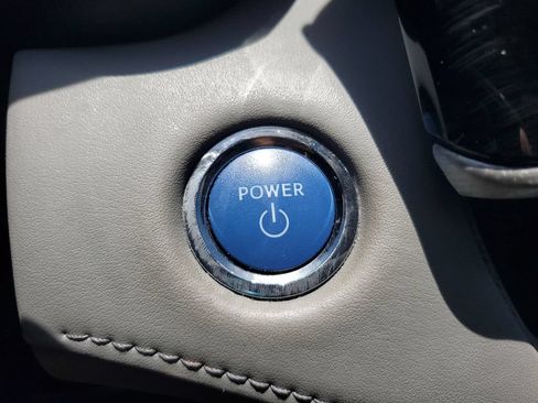 Used 2022 Toyota Highlander Platinum FWD image 24