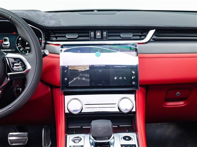 New 2026 Jaguar F-PACE SVR 575 Edition AWD/4WD image 31