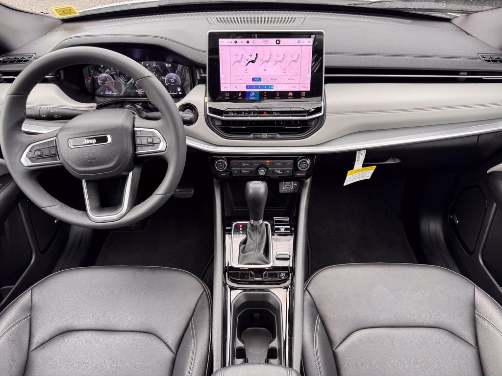 Used 2026 Jeep Compass Limited w/ Sun, Sound & Navigation Group AWD/4WD image 11