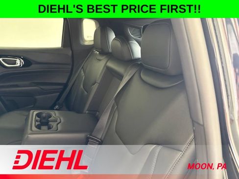 New 2026 Jeep Compass Limited AWD/4WD image 17