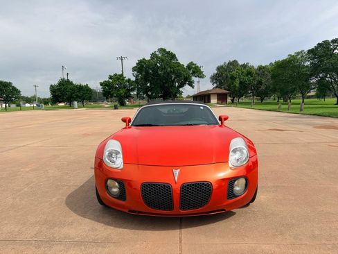 Used 2008 Pontiac Solstice GXP w/ Premium Package RWD image 13