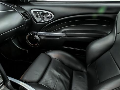 Used 2006 Aston Martin Vanquish S RWD image 38