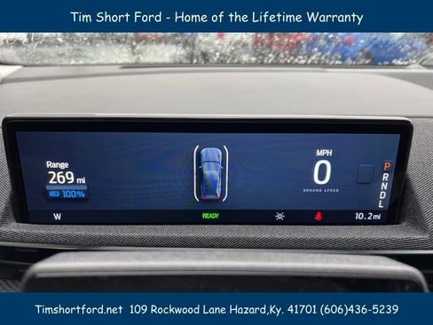 New 2022 Ford Mustang Mach-E Premium image 18