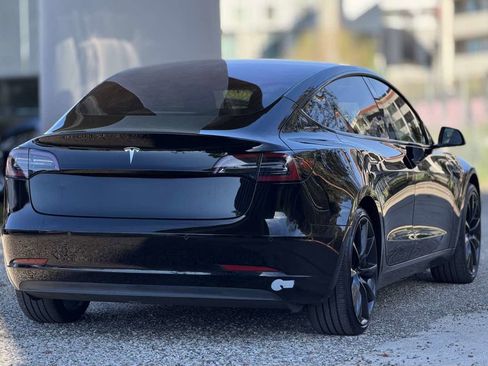 Used 2018 Tesla Model 3 Long Range image 7