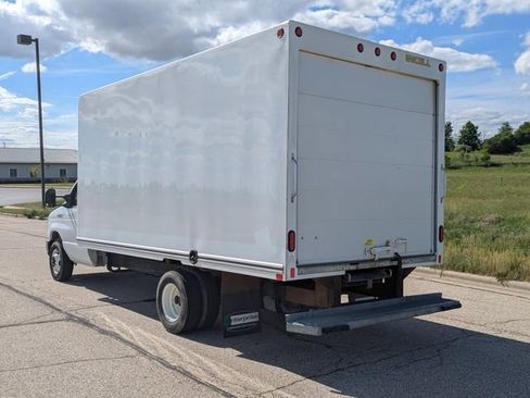 Used 2023 Ford E-450 and Econoline 450 Super Duty RWD image 6