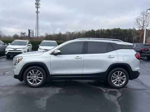 Used 2022 GMC Terrain SLT image 10