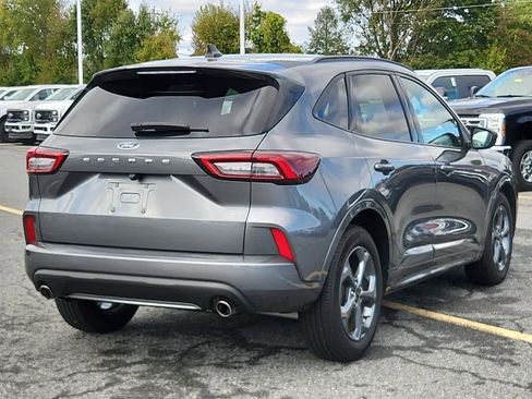 Used 2023 Ford Escape ST-Line image 3
