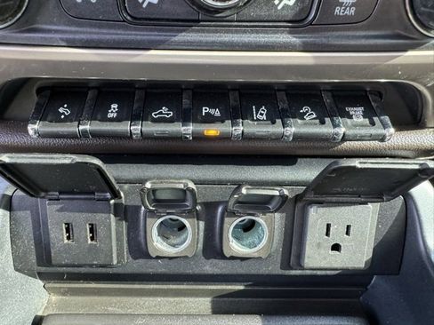 Used 2019 GMC Sierra 2500 Denali w/ Duramax Plus Package image 18