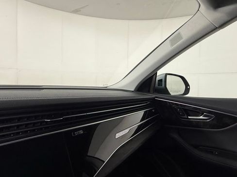 Used 2023 Audi Q8 Premium Plus AWD/4WD image 19