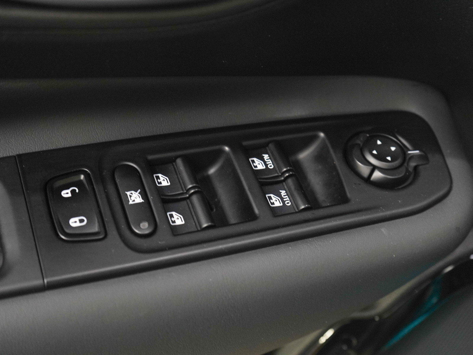 Used 2022 Jeep Renegade Altitude w/ Convenience Group AWD/4WD image 21
