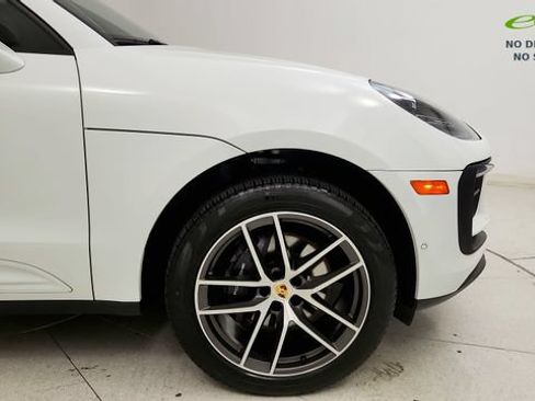 Used 2024 Porsche Macan w/ Premium Plus Package AWD/4WD image 21