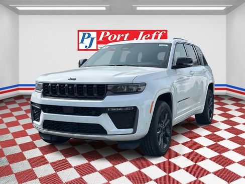New 2026 Jeep Grand Wagoneer L Limited AWD/4WD image 1