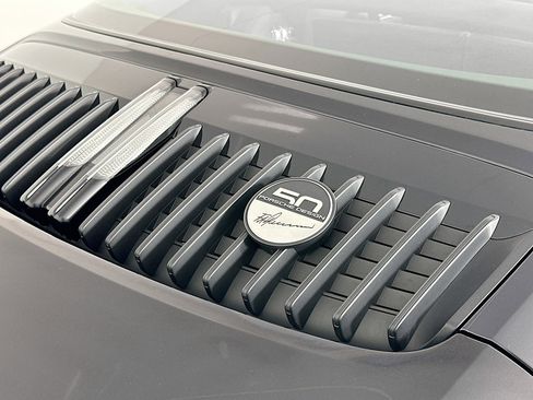 Used 2022 Porsche 911 50th Anniversary Edition image 29