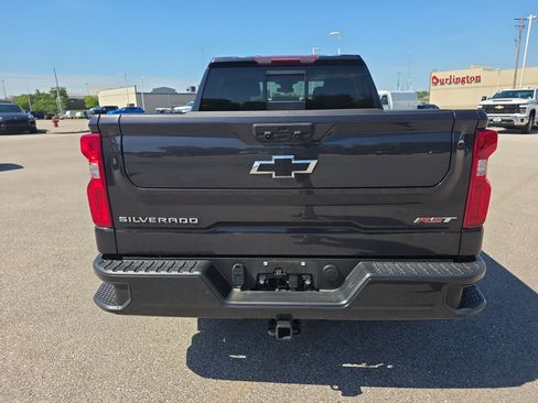 Used 2024 Chevrolet Silverado 1500 RST w/ Convenience Package II AWD/4WD image 4
