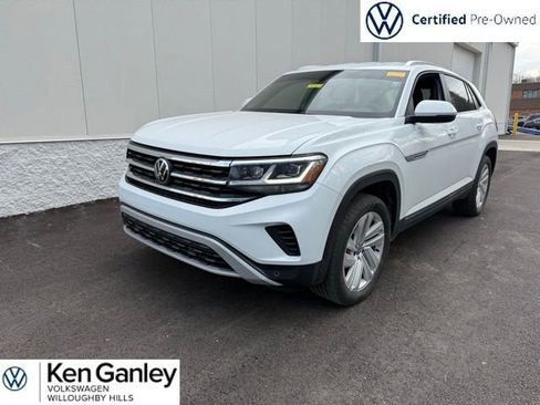 Used 2023 Volkswagen Atlas Cross Sport SE image 1