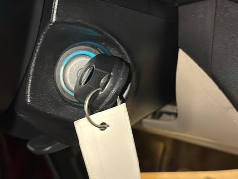 Used 2018 Ford Escape SEL image 11